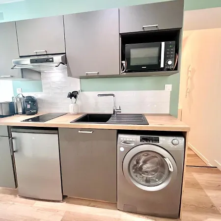 Appartamento Le Quai 2 - Studio Neuf Calme Terrasse - Clim - Wifi - Gare à 200m Agen