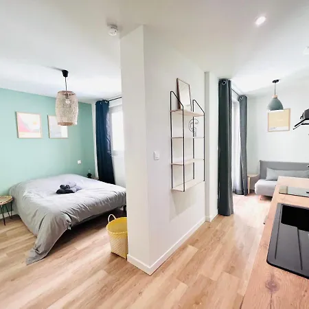 Le Quai 2 - Studio Neuf Calme Terrasse - Clim - Wifi - Gare à 200m *